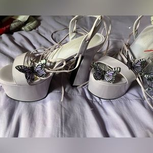 Lilac purple butterfly platform heels in like new condition